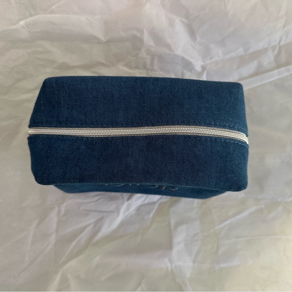 Dior Beauty Denim Cosmetic Bag with samples - Picture 6 of 6